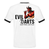 Kontrast Darts-T-Shirt fuer Maenner Motiv "Don't Pray" (Druck hinten) - Weiß/Schwarz