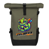 Darts-Rolltop-Rucksack Motiv "Chill and Win" - Olive/Schwarz