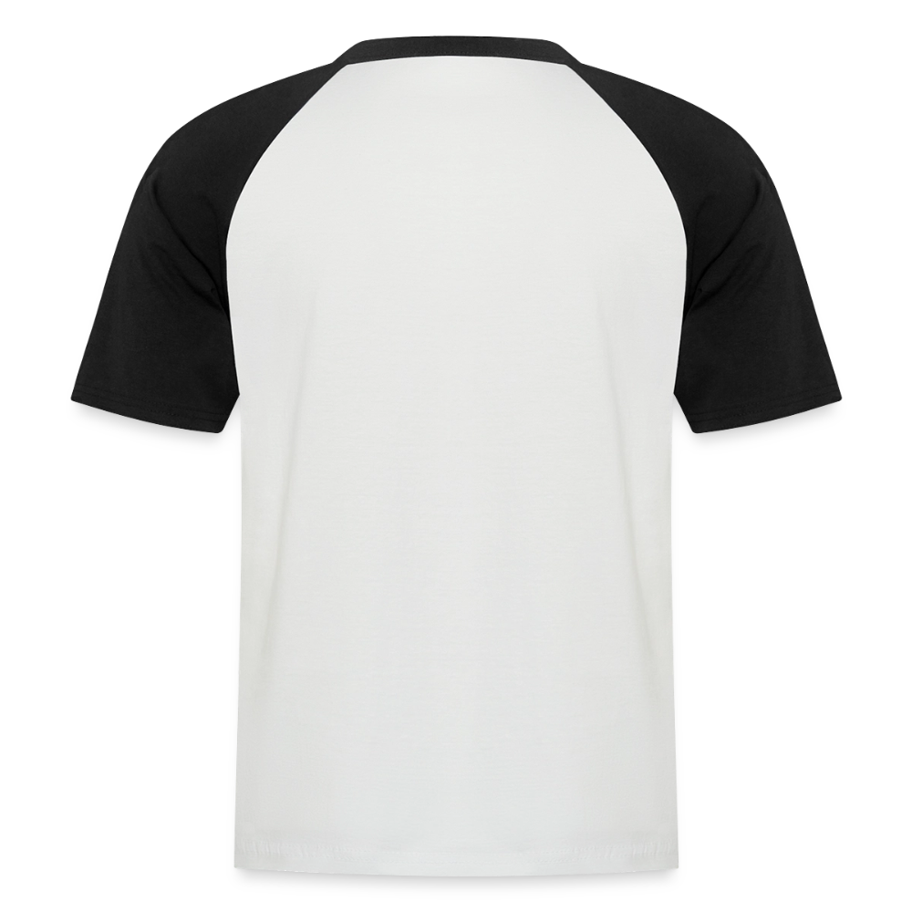 Baseball-Darts-T-Shirt Motiv "Schwarzwald Perfekt" (druck vorne) - Weiß/Schwarz