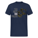 Gildan Heavy Darts T-Shirt Motiv "Next Big Points" fuer maenner (druck vorne) - Navy